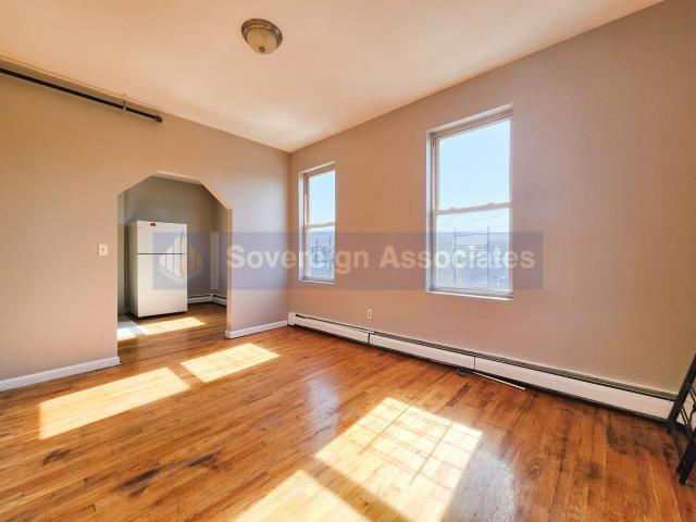 Foto del edificio - 2 bedroom in MOUNT VERNON NY 10550