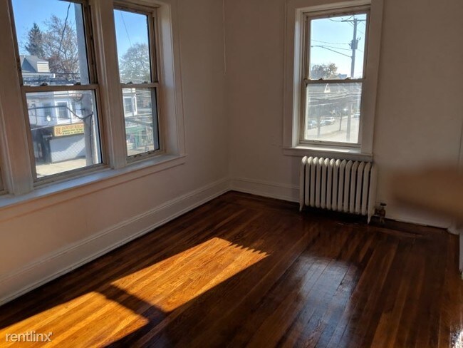 Foto del edificio - 1 br, 1 bath Apartment - 430 Wells St