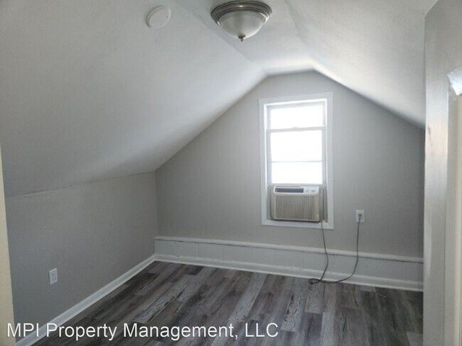 Building Photo - 3 br, 1 bath House - 5120 N 56TH STREET