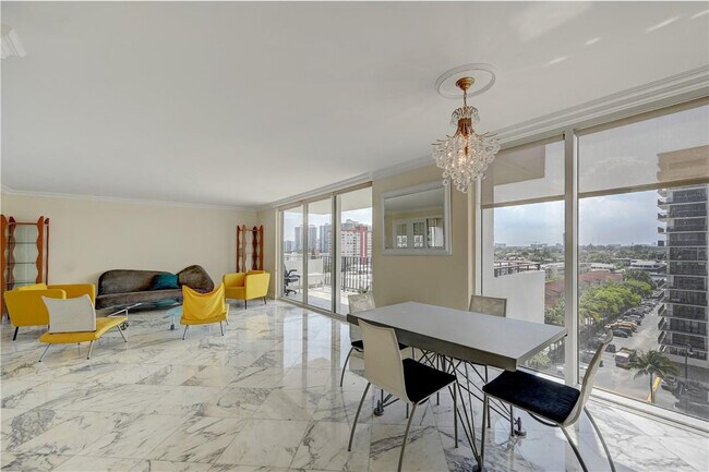 Foto del edificio - 2030 S Ocean Dr