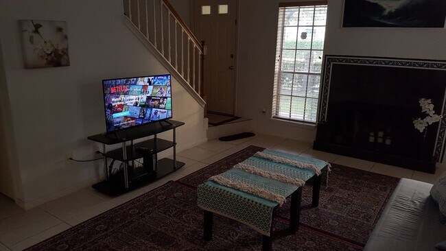 Foto del edificio - 7575 Cambridge St