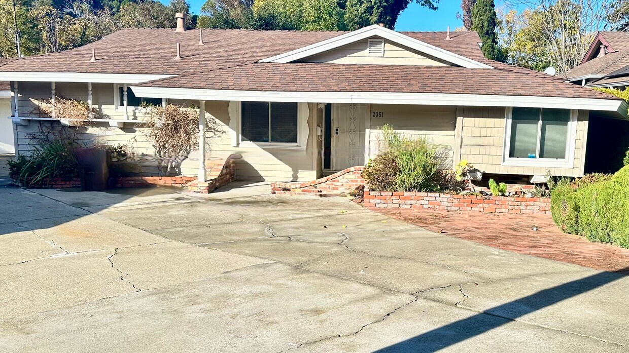 2351 Gerz Ct, Pinole, CA 94564 House Rental in Pinole, CA