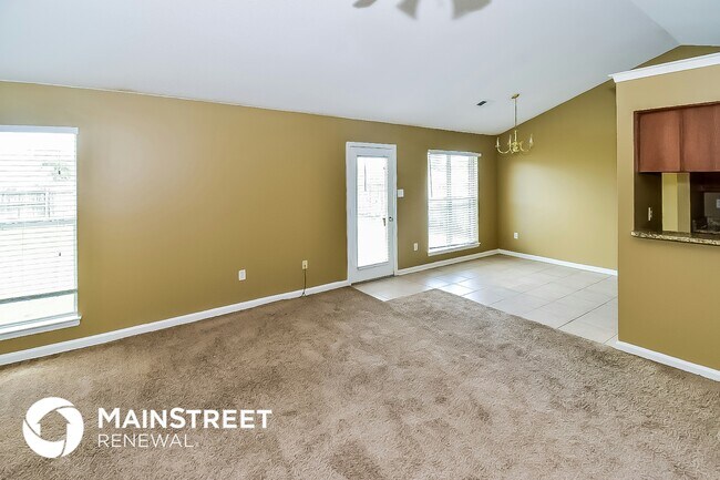 Foto del edificio - 6754 Quimby Dr