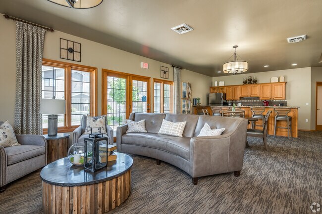 Foto del edificio - McCarthy Creek Apartments