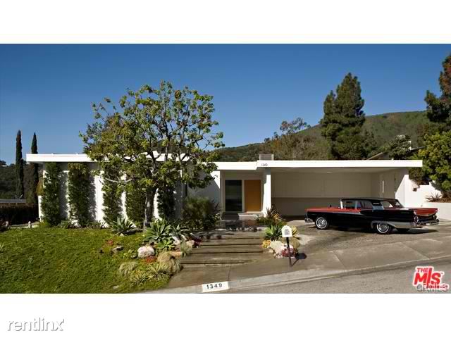 Building Photo - 1349 Casiano Rd
