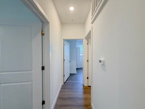 Building Photo - Beyond The Bend