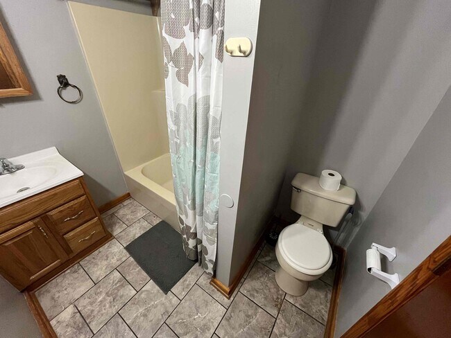 Foto del edificio - 4217 Snake Rd