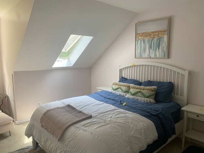 Foto del edificio - 3 Bedroom Townhouse in Pines Edge