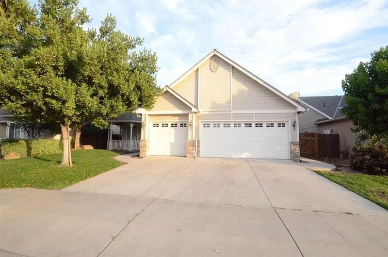 2787 E Christopher Dr, Fresno, CA 93720 House Rental in Fresno, CA
