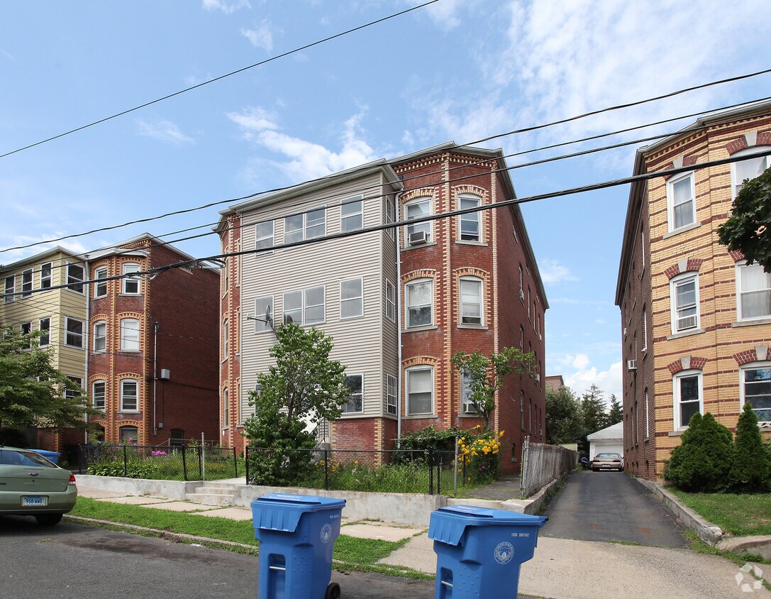 Foto del edificio - 27 Lyman St