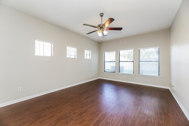 Building Photo - 538 Dry Branch Way