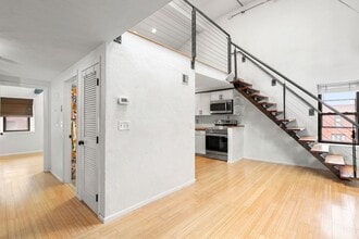 Building Photo - 148 F St