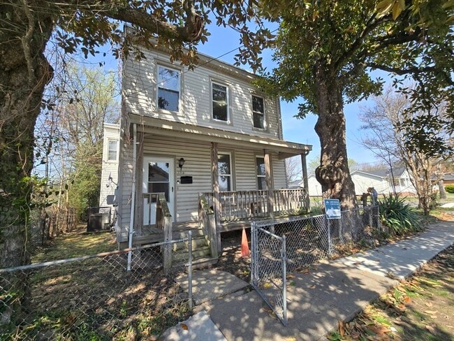 Building Photo - 1718 N 22nd St