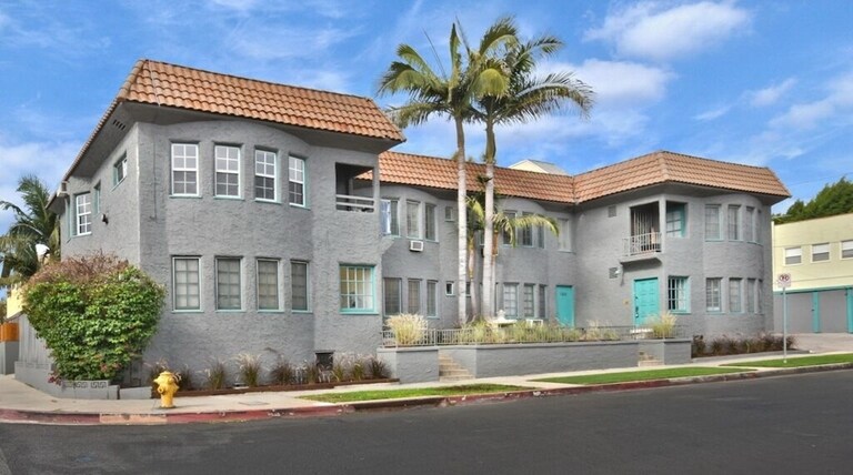 Primary Photo - 1301-1307 1/2 N Stanley Ave