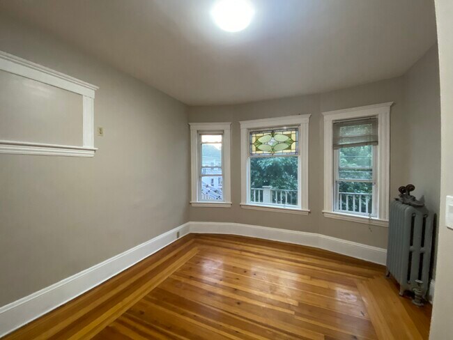 Foto del edificio - 117 Pearson Rd