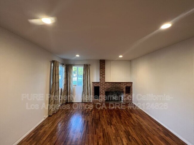 Foto del edificio - 4522 154th St