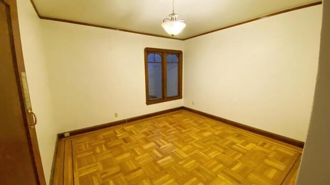 Building Photo - 2 bedroom in San Francisco CA 94116
