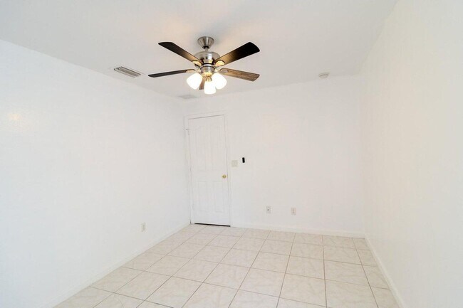 Foto del edificio - 3631 SW Kasin St