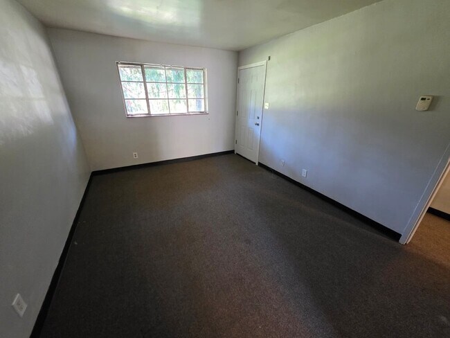 Building Photo - 510 E Pittsburgh McKeesport Blvd