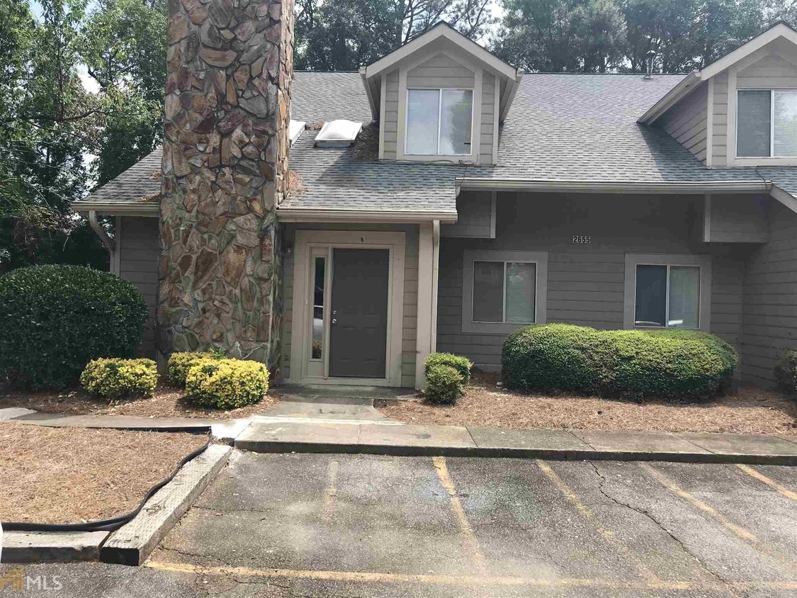 Foto principal - 2655 Windy Hill Pl