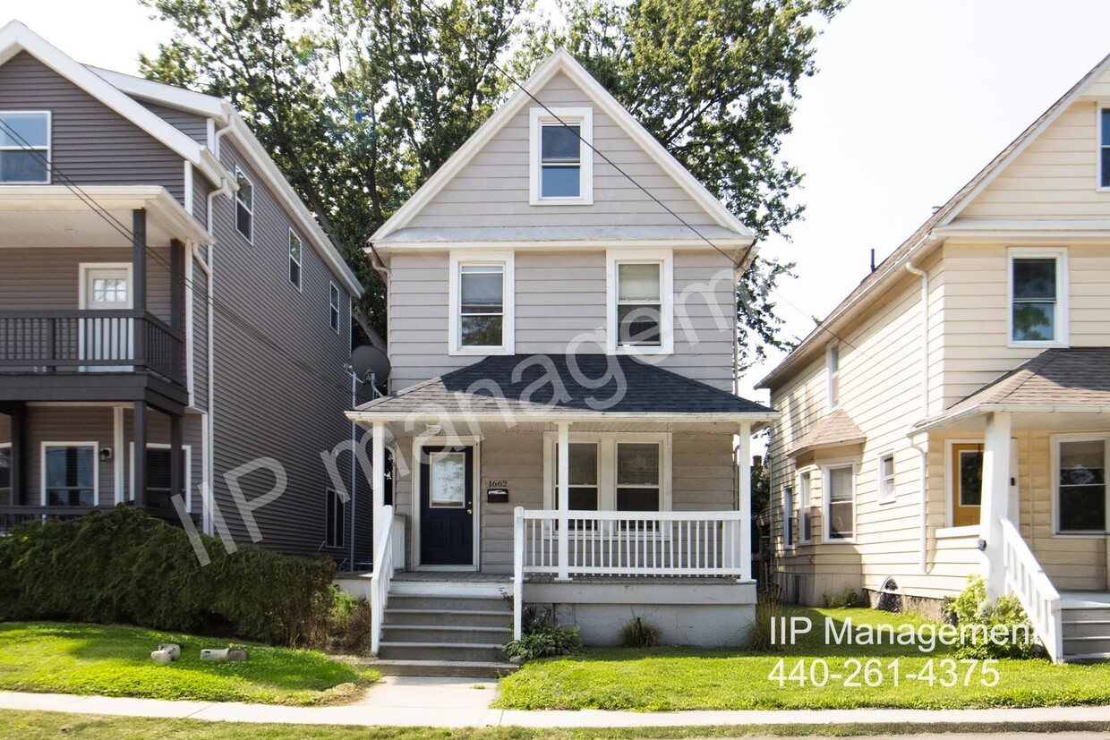 Foto principal - Beautifully Updated Historic 3BD Home -Cle...