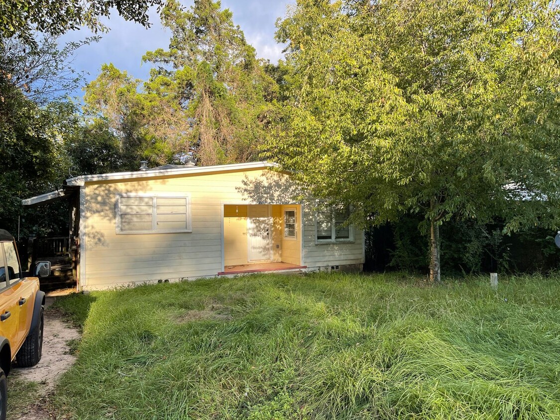 Cute 2 bedroom 1 bath home - Cute 2 bedroom 1 bath home