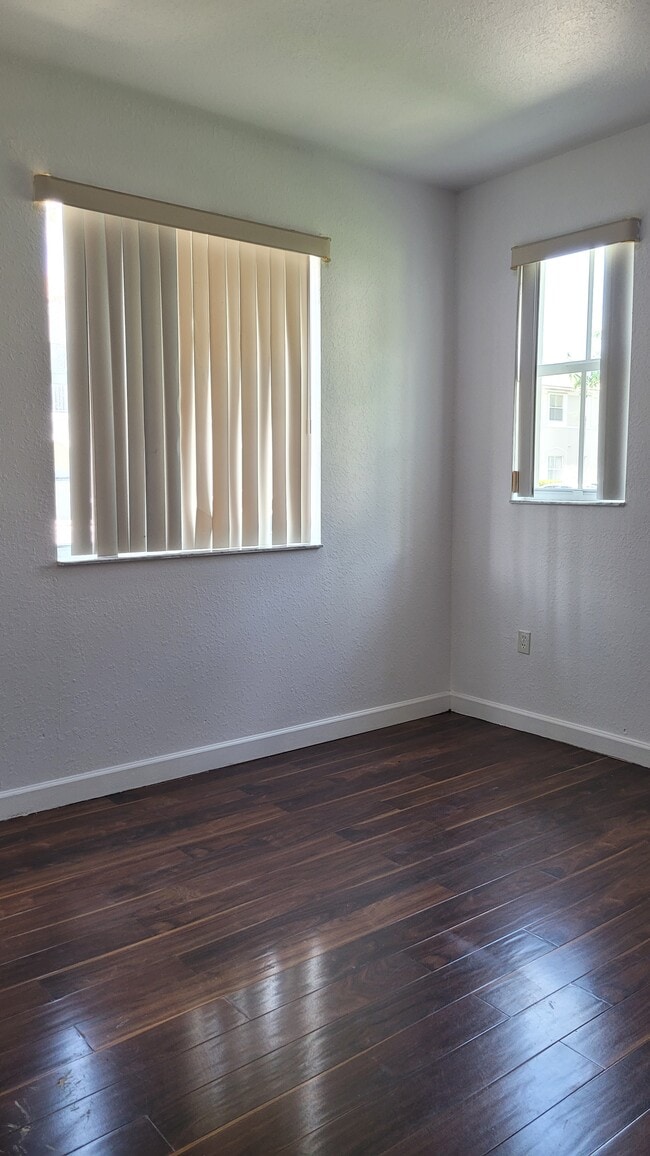 2nd bedroom - 1536 SE 26th St