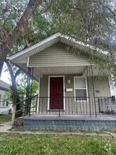 Building Photo - 425 Leeds Ave