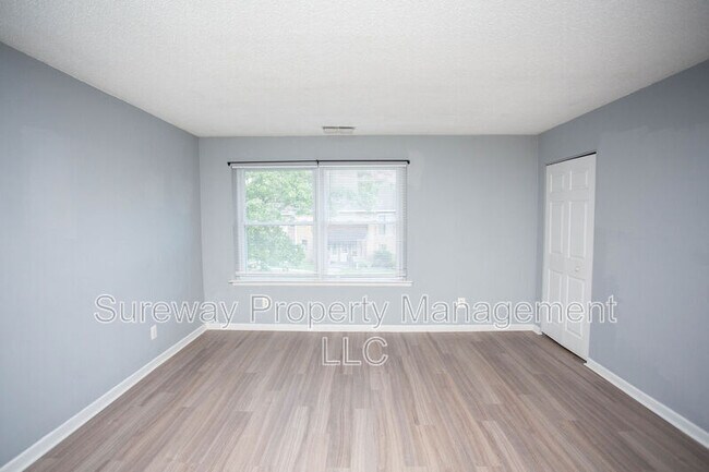 Building Photo - 408 Winding Way