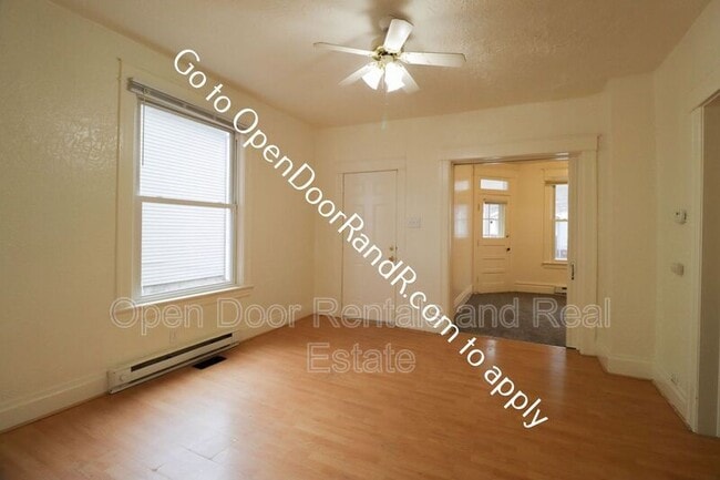 Building Photo - 608 Anderson Ave