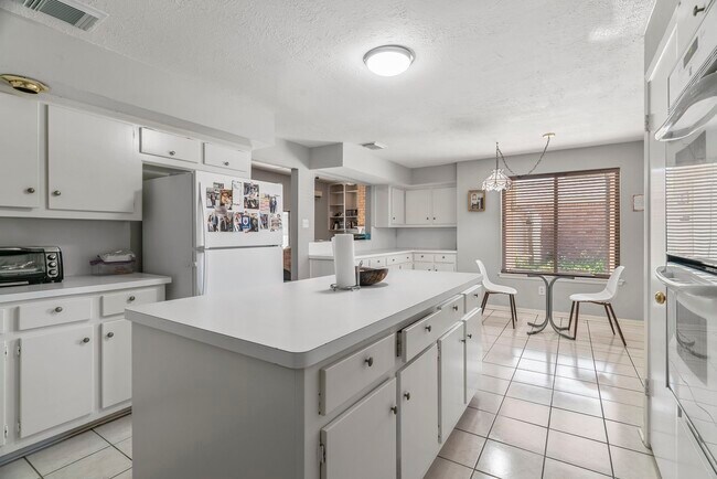 Foto del edificio - 7534 Quail Meadow Dr