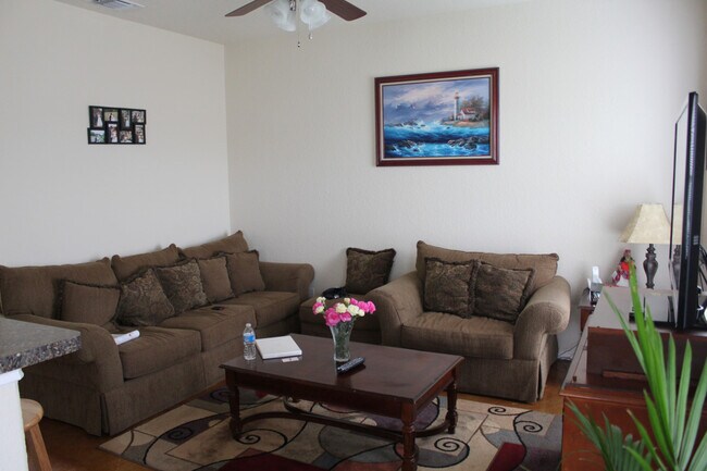 Foto del edificio - San Antonio - 13051 O'Connor Cove (Left)