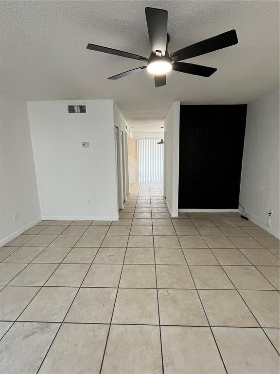 Building Photo - 4023 Henley Rd