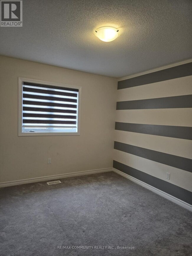 Building Photo - 40 Jardine St