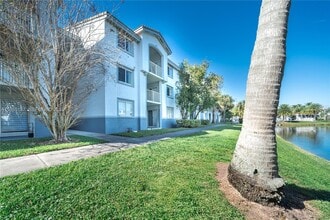 Building Photo - 2640 S University Dr