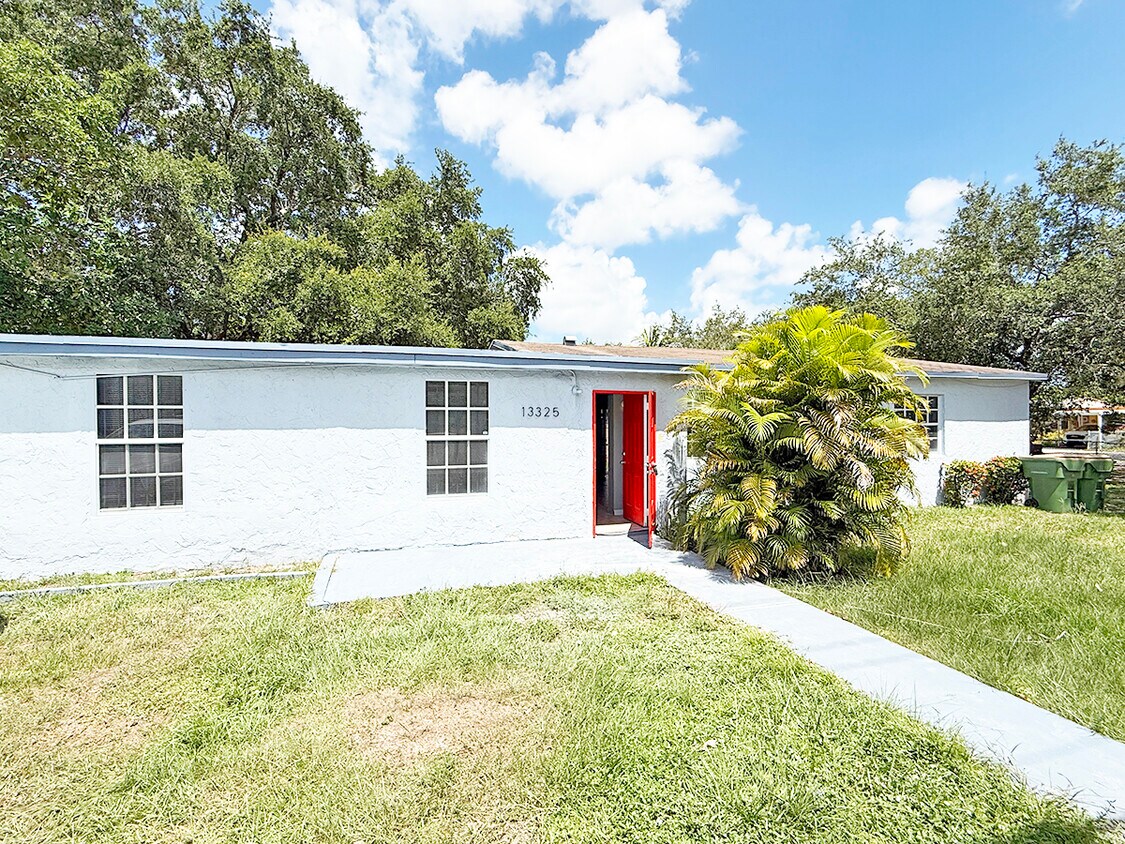 Primary Photo - 13325 NW 17th Ave
