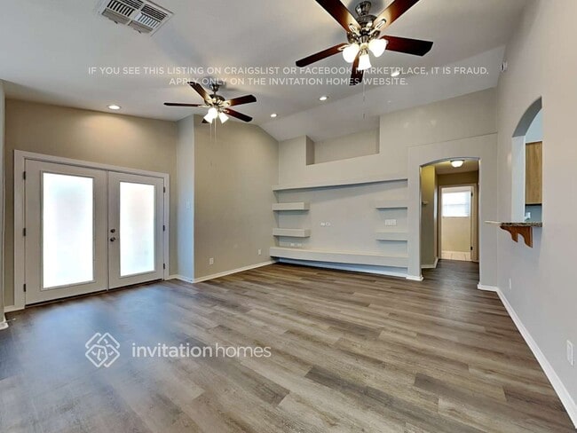 Building Photo - 13915 N 134th Ln