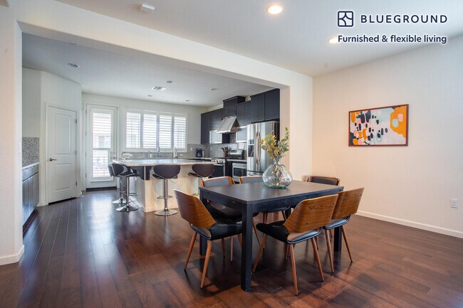 Building Photo - 852 White Moonstone Loop