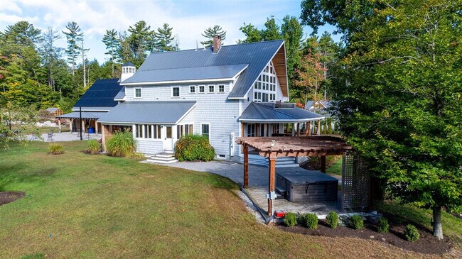 Foto del edificio - 13 Autumn Ln