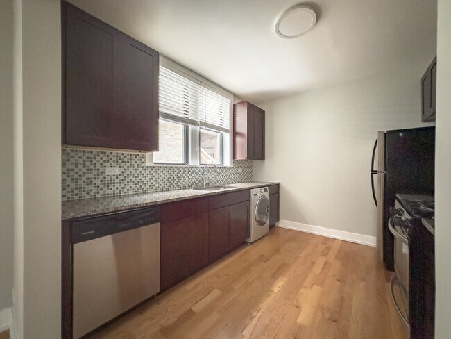 Foto del edificio - 814 Elm St