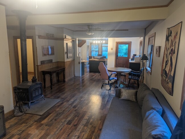 Building Photo - 544 Redstone Blvd