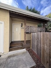 Building Photo - 2806 Marlow Rd
