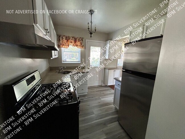 Foto del edificio - 3282 Coolidge Hwy