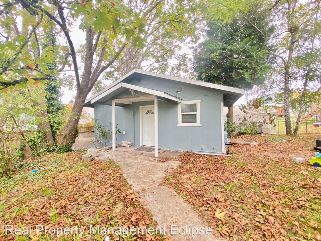 Primary Photo - 1 br, 1 bath House - 10015 10th Ave SW Unit B