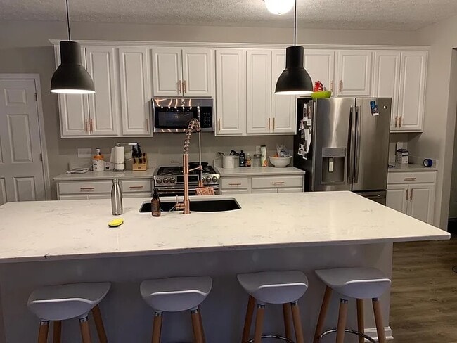 Foto del edificio - 32918 Rebecca Ln