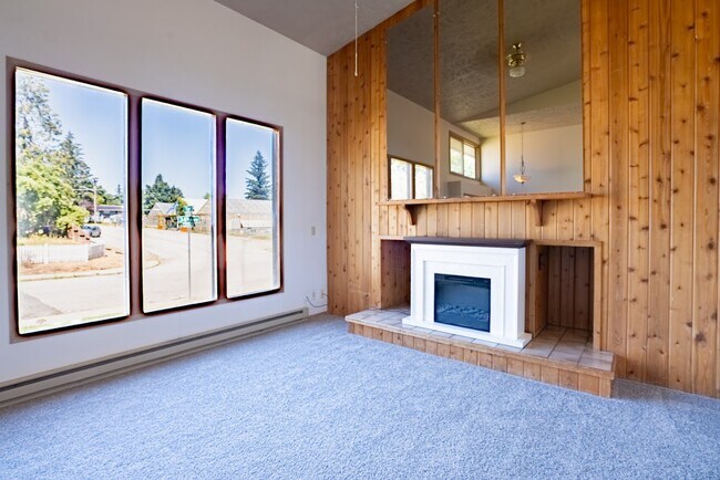 Foto del edificio - 3328 E 34th Ave