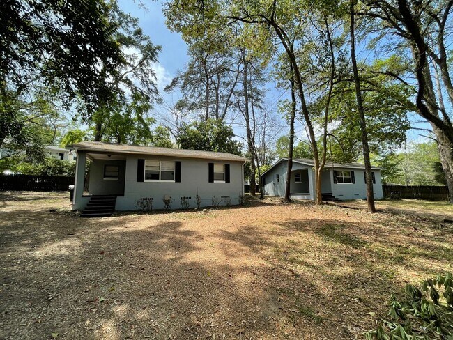 Building Photo - 2 Bedroom Condo Near FSU