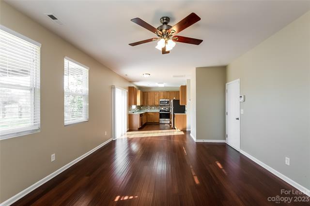 Building Photo - 6519 Blackwood Ln