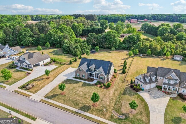 Foto del edificio - 1354 Horseshoe Bend Ln