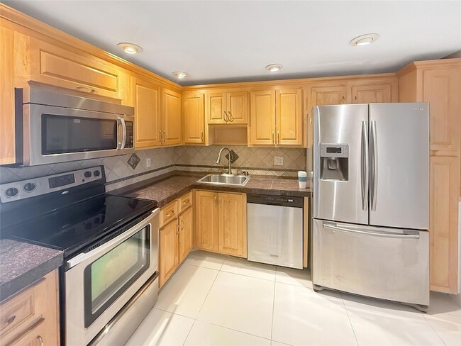 Foto del edificio - 3520 Oaks Way